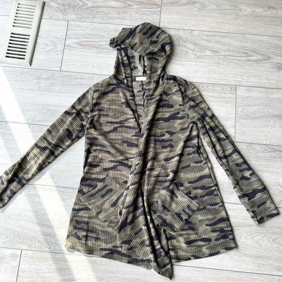 Retrology Camo Hooded Open  Front Cardigan - Picture 4 of 14
